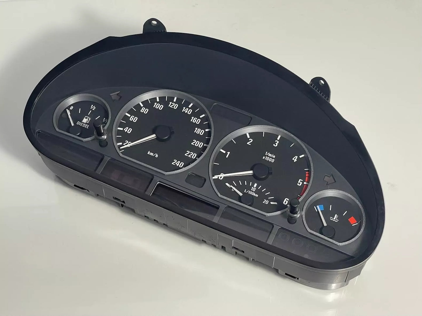 BMW E46 Gauge Cluster Rings in silver